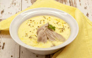طريقة عمل شوربة الدجاج بالكريمة والمشروم مثل المطاعم طريقة عمل شوربة الدجاج بالكريمة والمشروم مثل المطاعم